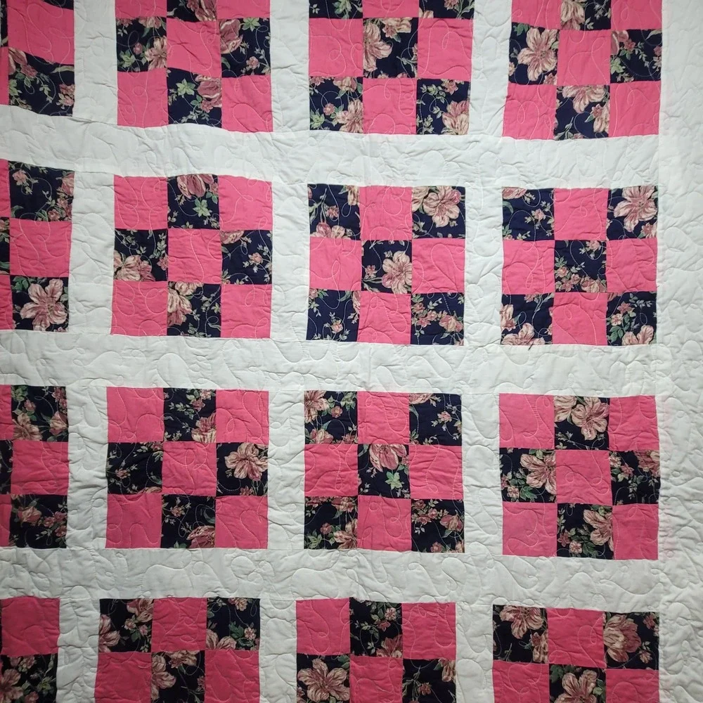 Handmade Patchwork Quilt Floral Checkerboard Full/Throw